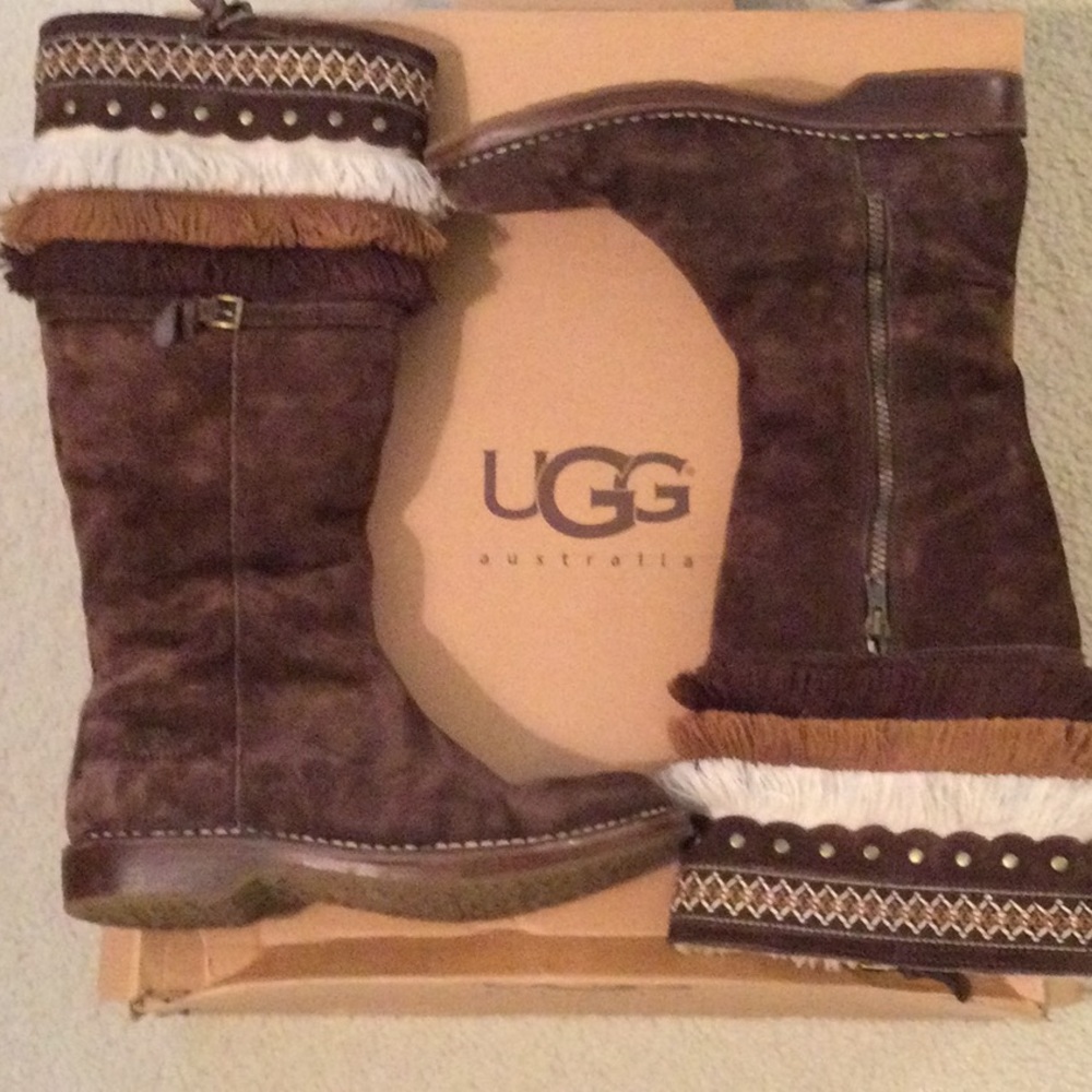 UGG Suede Boots-Limited edition - Picture 6 of 7